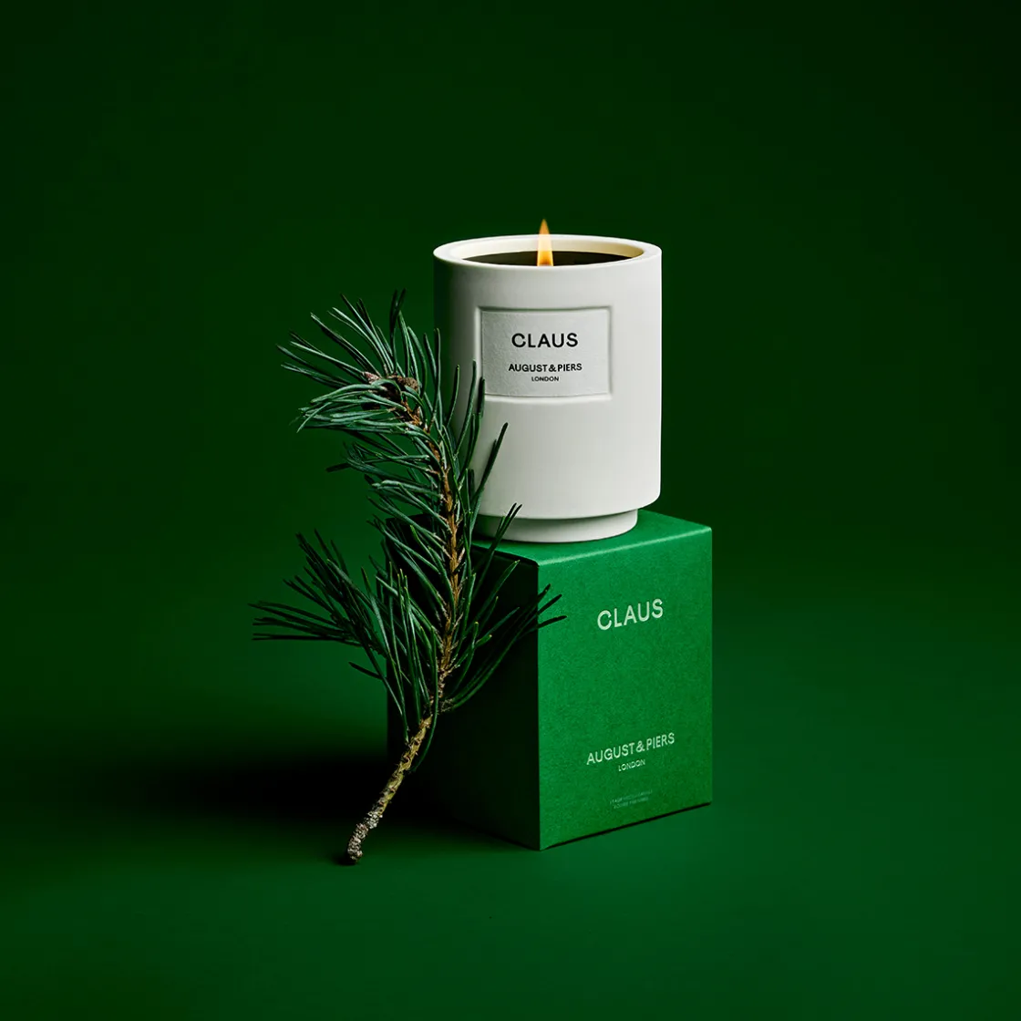 AUGUST&PIERS Claus Scented Candle 340gr Clearance