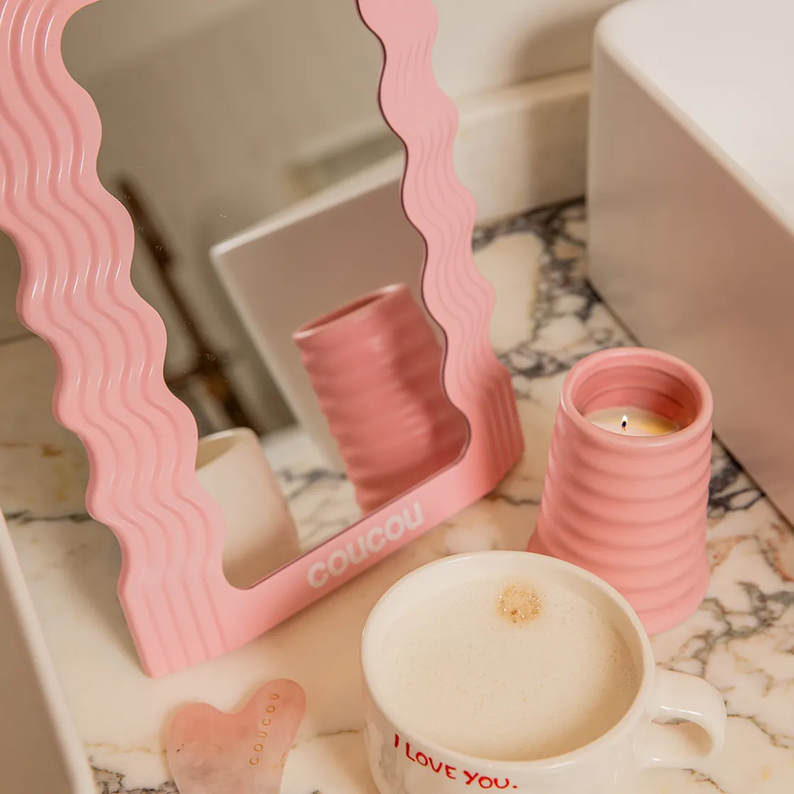 The Coucou Club Coucou Santal Candle 200gr Hot