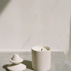 Olfactif Leo Amber Scented Candle 240gr New