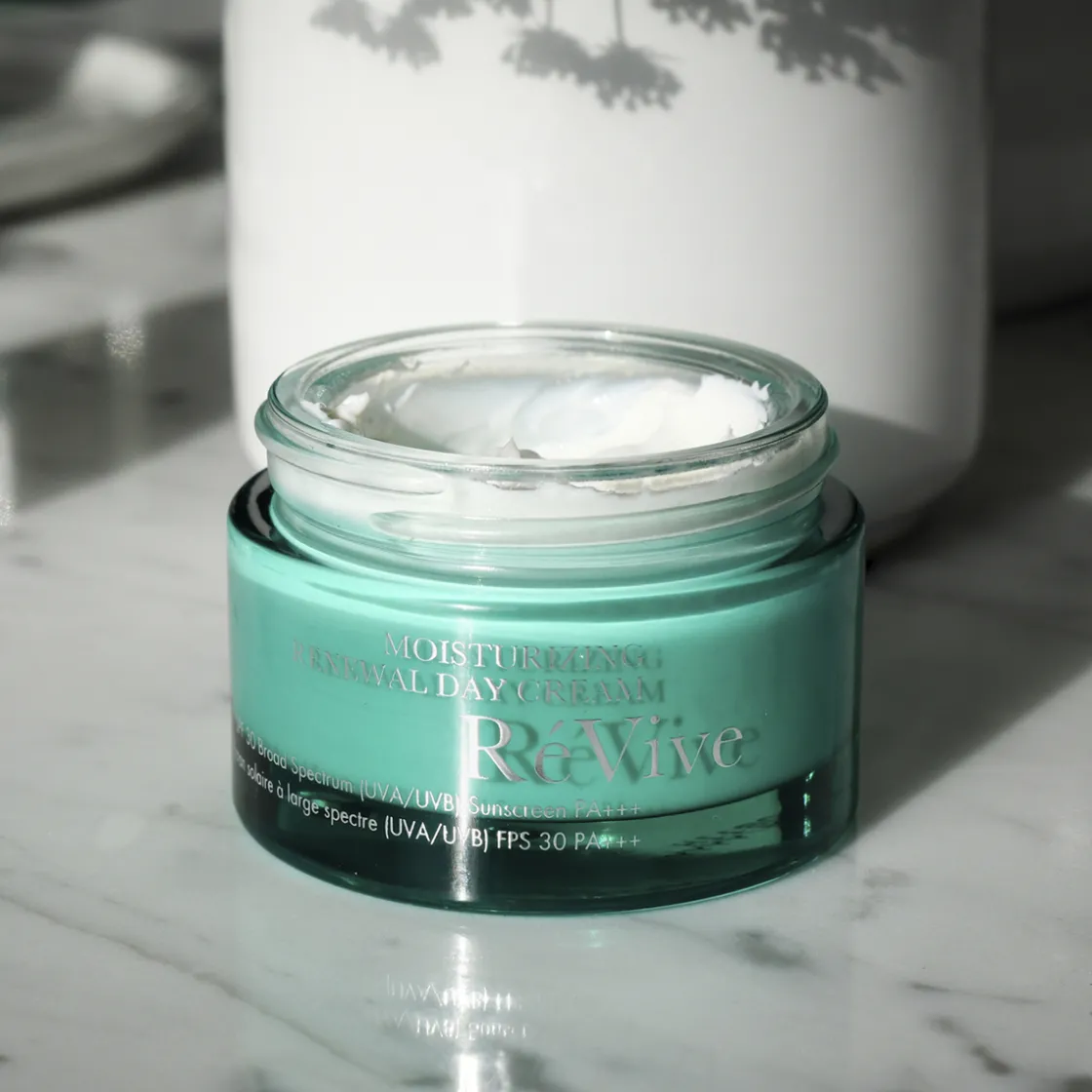 Revive Moisturizing Renewal Day Cream SPF 30 50ml New