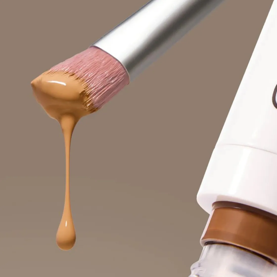 RMS Beauty Skin2Skin Concealer Brush New